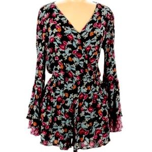Xhilaration Floral Bell Sleeve Romper Sz S